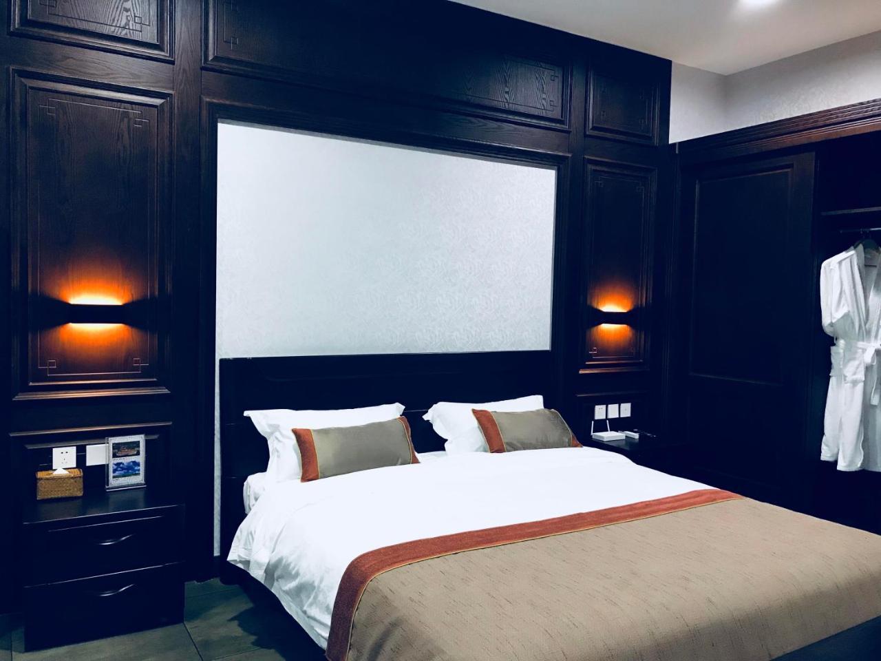 Chengde Kai Ren Hua Fu Inn Bi Shu Shan Zhuang Dian Ngoại thất bức ảnh